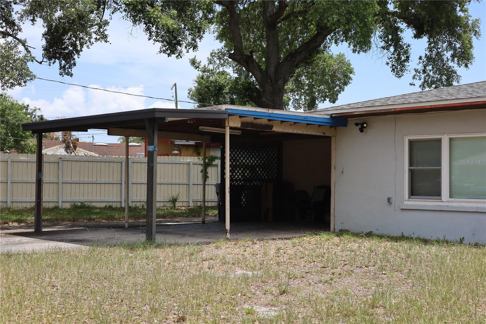 RIVERSIDE ESTATES - Residential