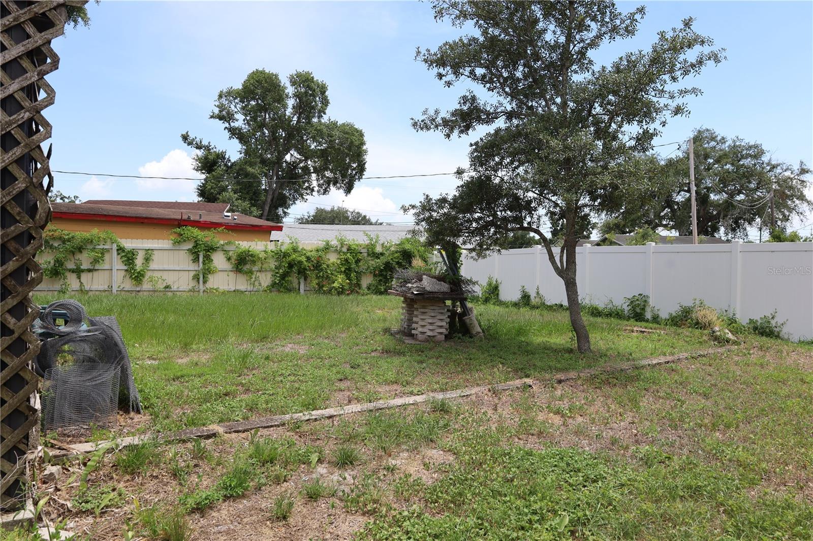 RIVERSIDE ESTATES - Residential