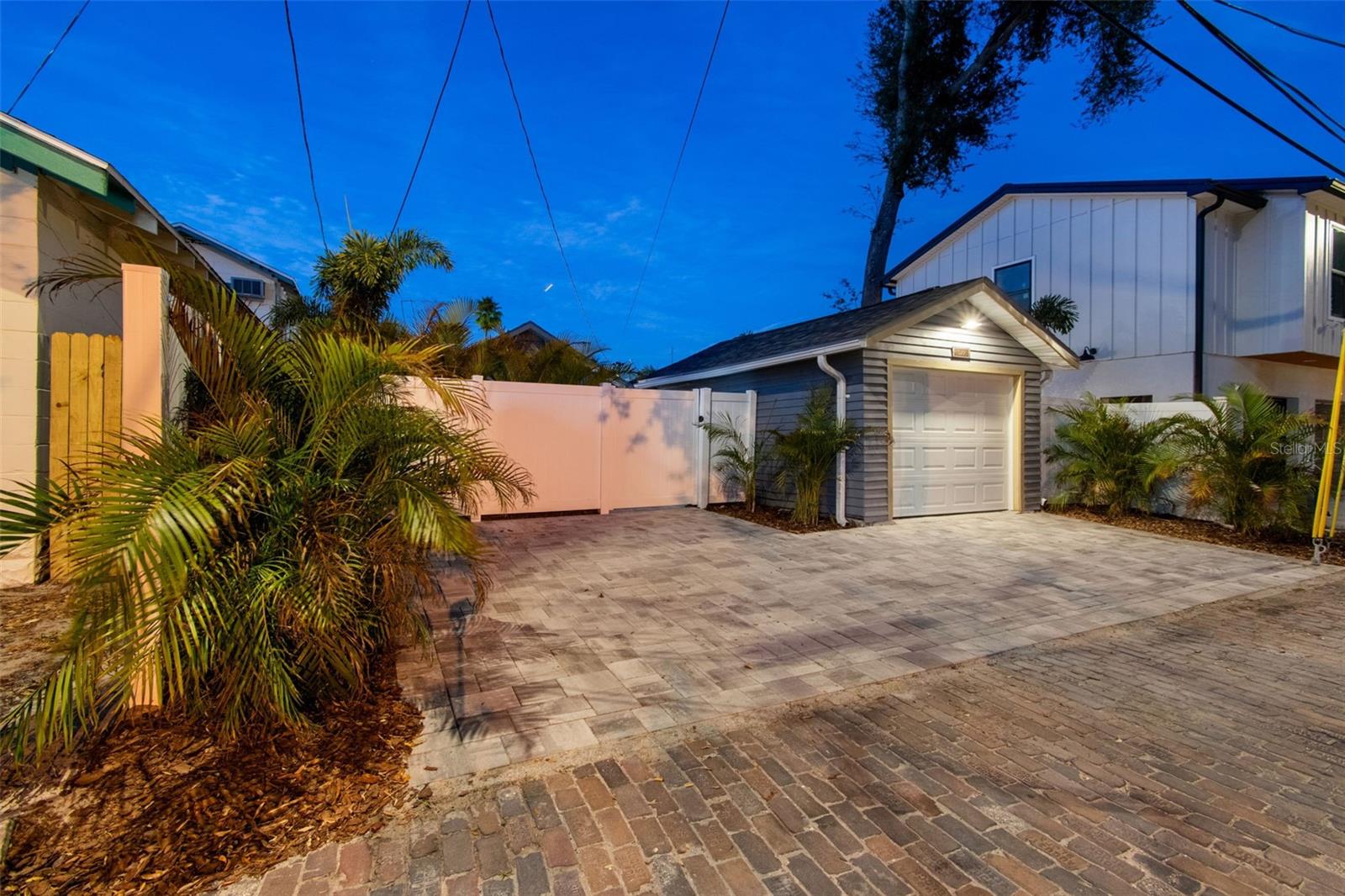 COLONIAL HEIGHTS & 2ND ADD - Residential