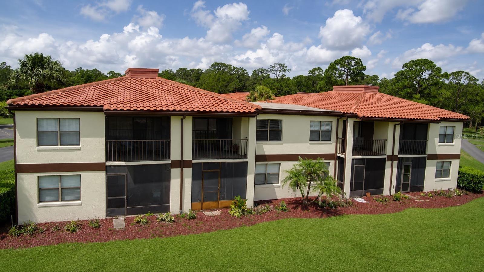 WILLOWPOINTE CONDO PH 01 - Residential