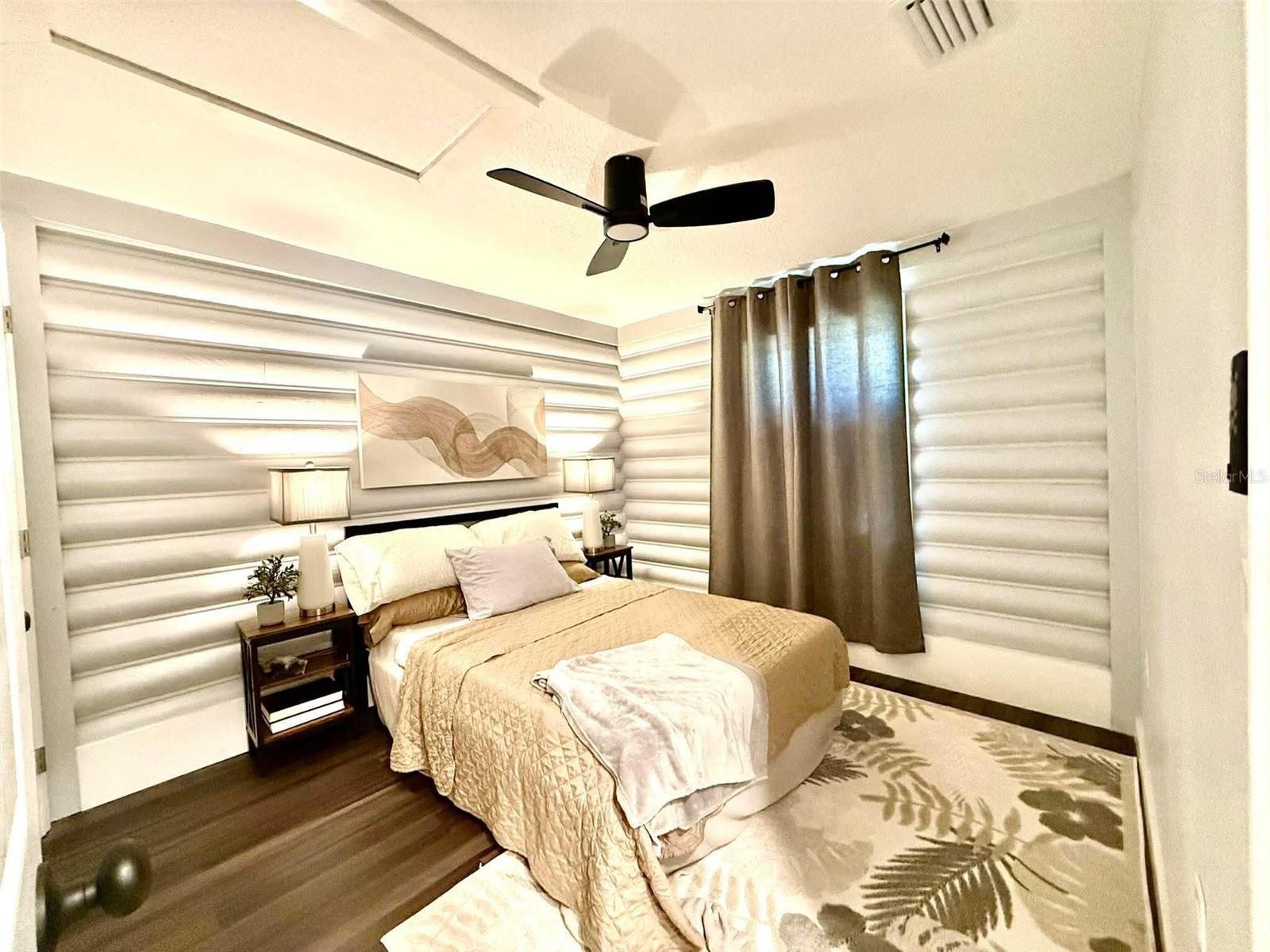 WHISPERING HILLS - Residential