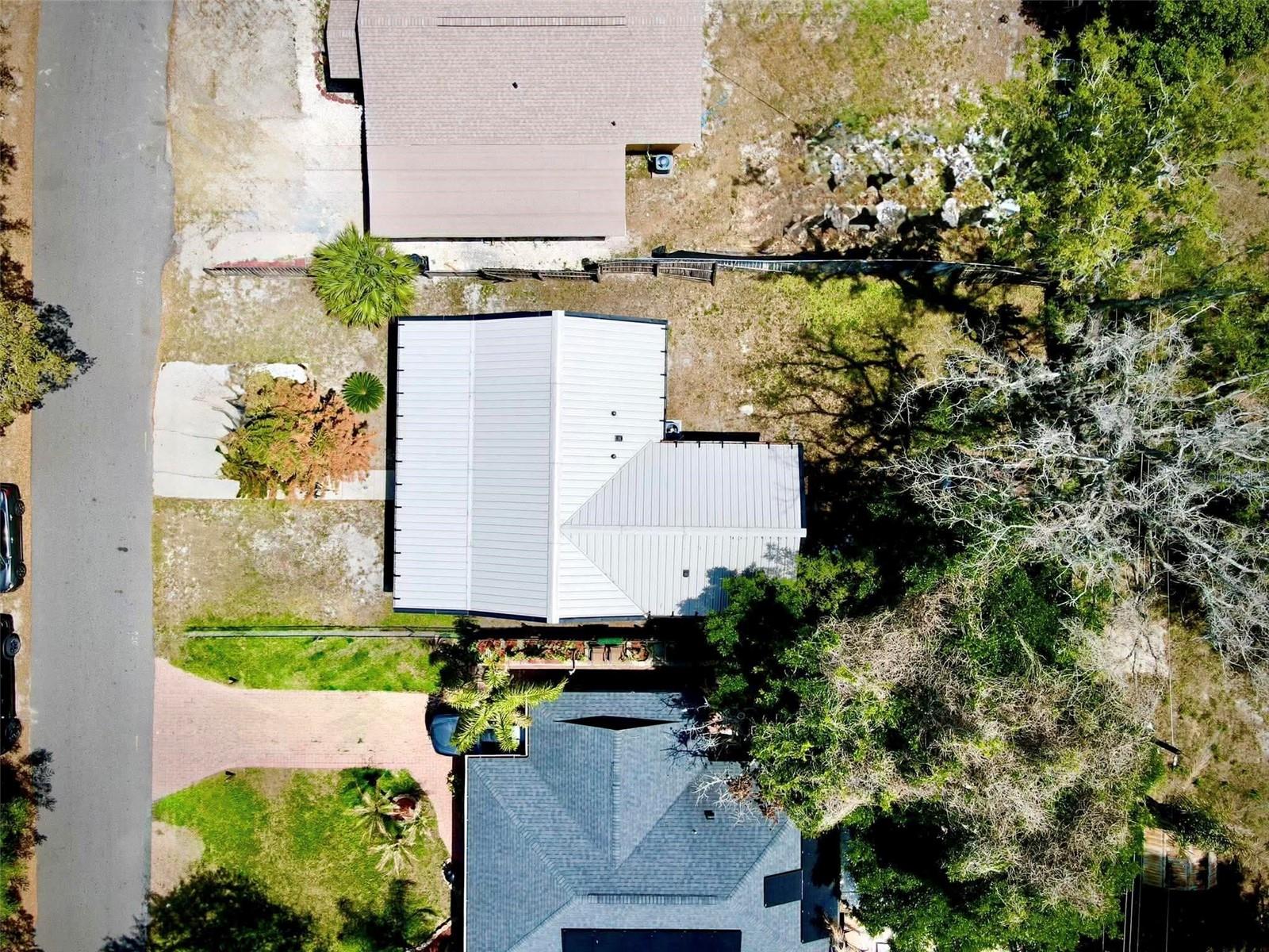 WHISPERING HILLS - Residential