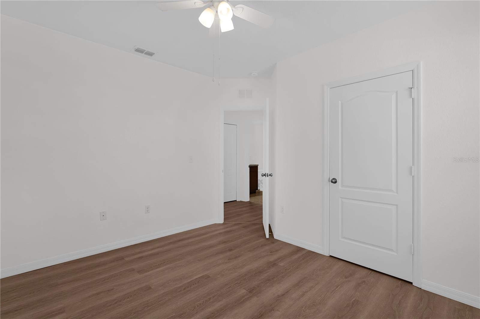 LAKE SMART ESTATES - Residential