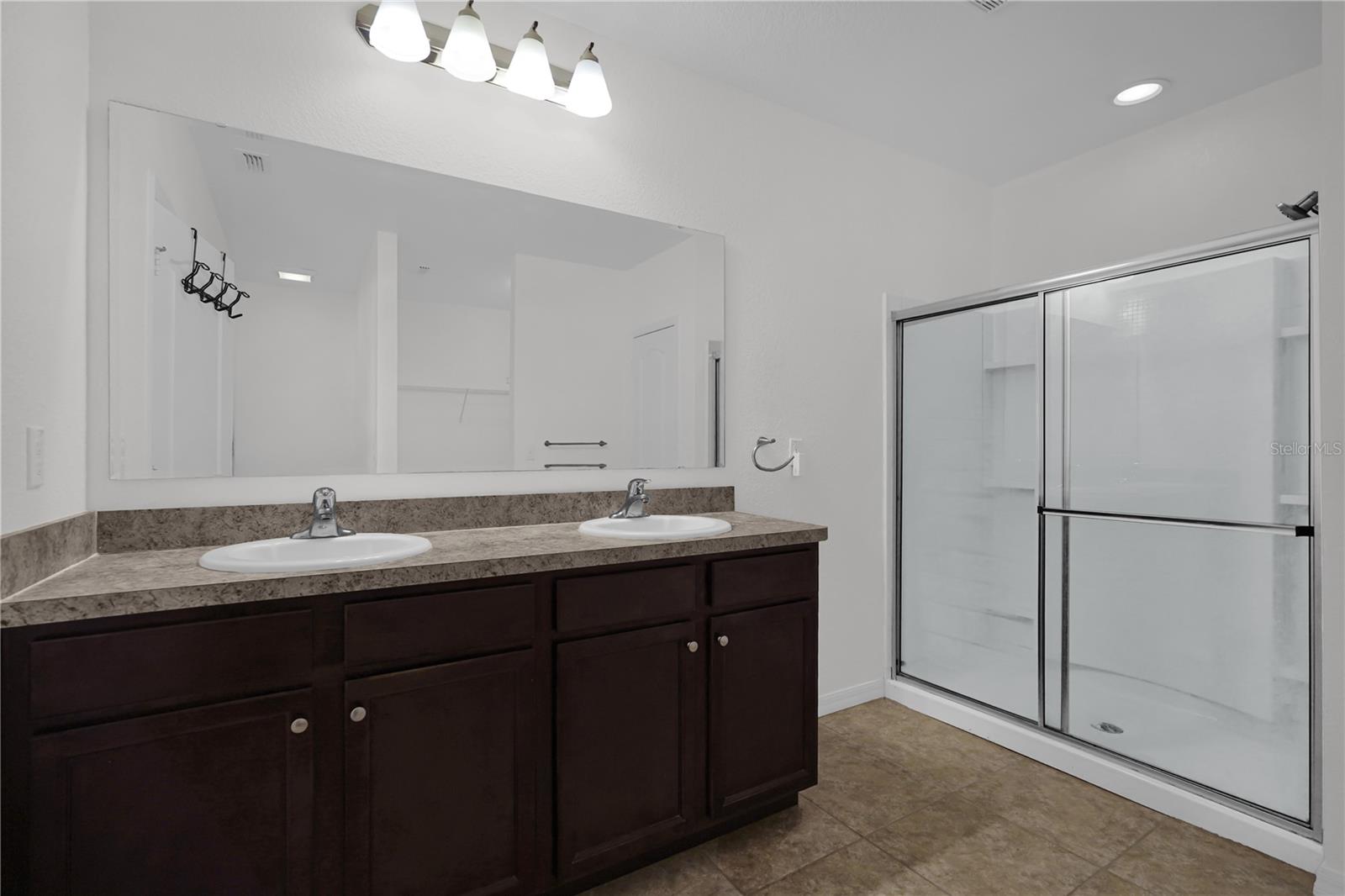 LAKE SMART ESTATES - Residential