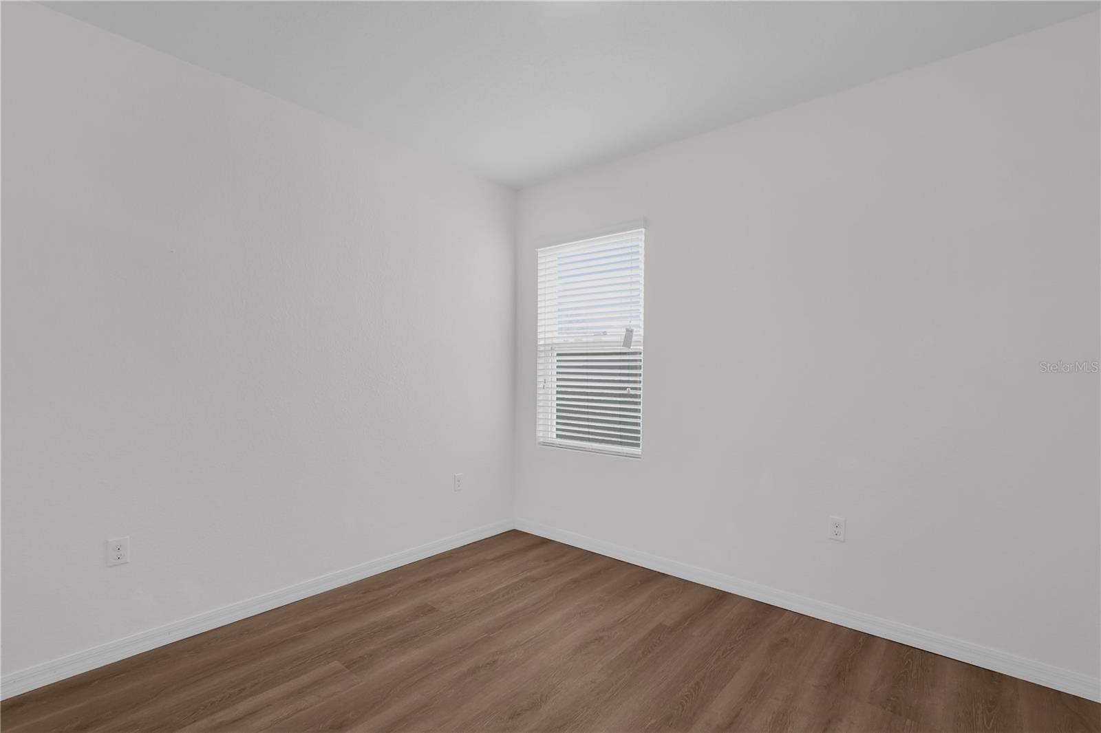LAKE SMART ESTATES - Residential