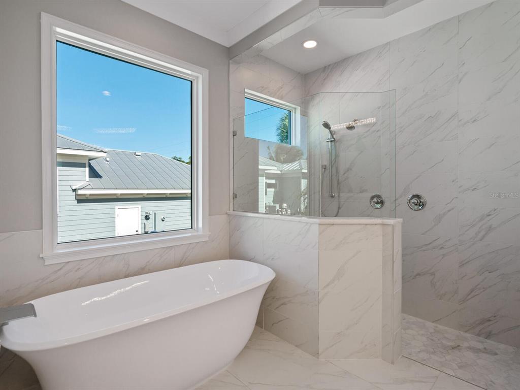 SARA SANDS - Residential
