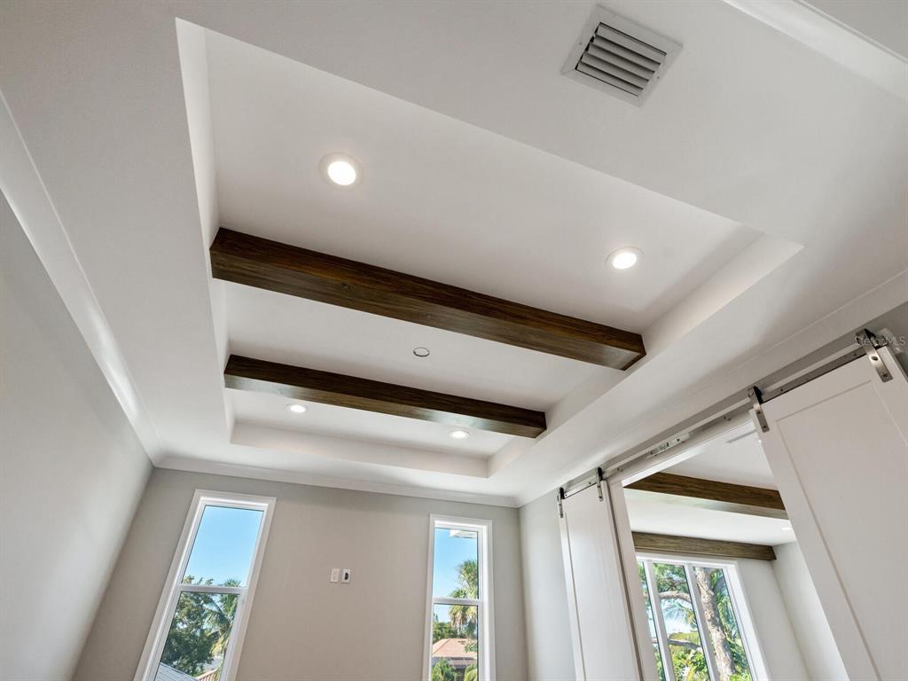 SARA SANDS - Residential