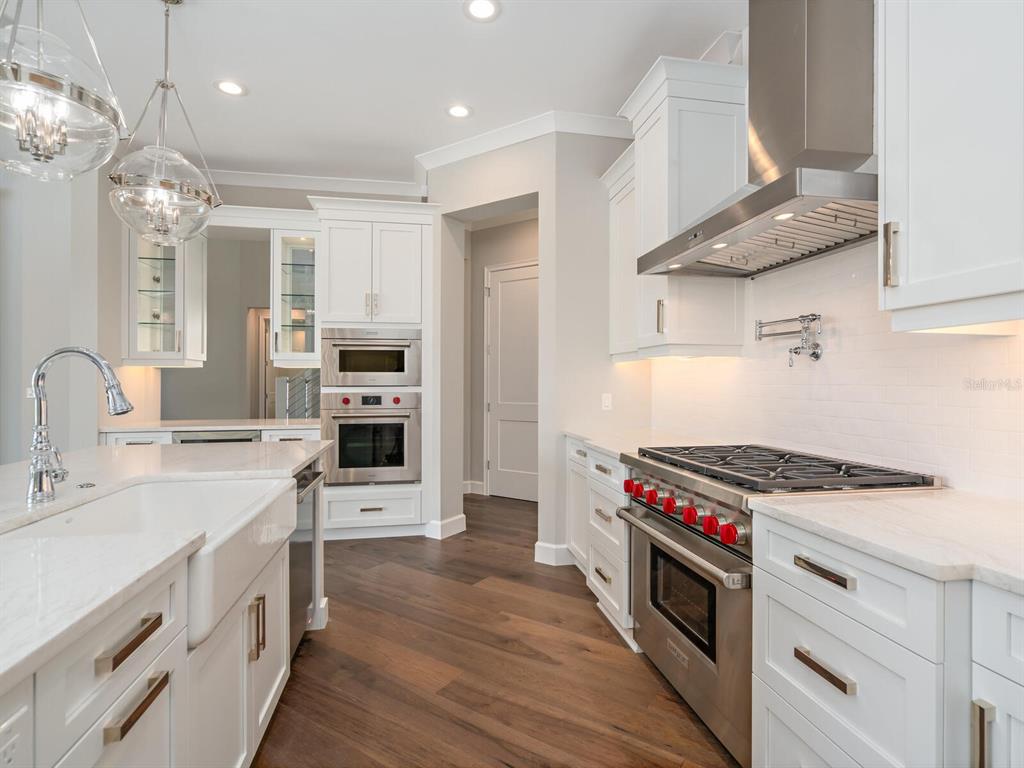 SARA SANDS - Residential