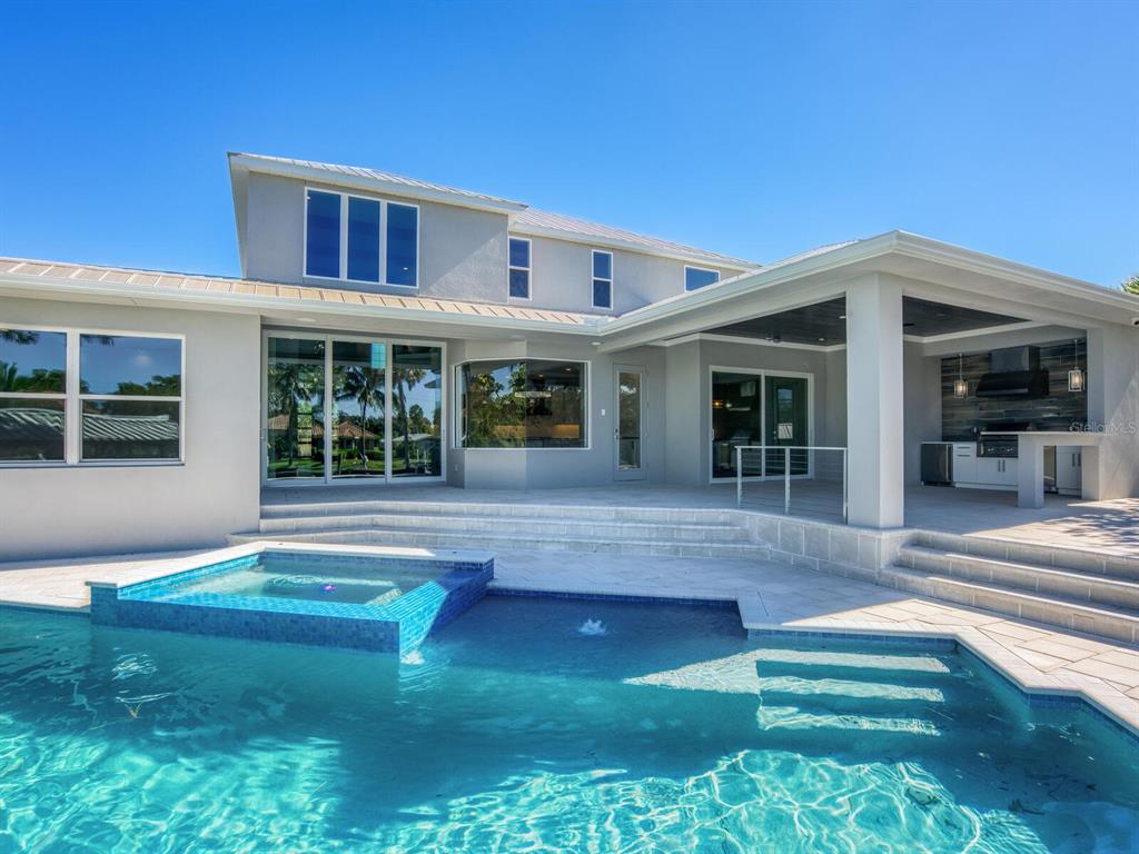 SARA SANDS - Residential