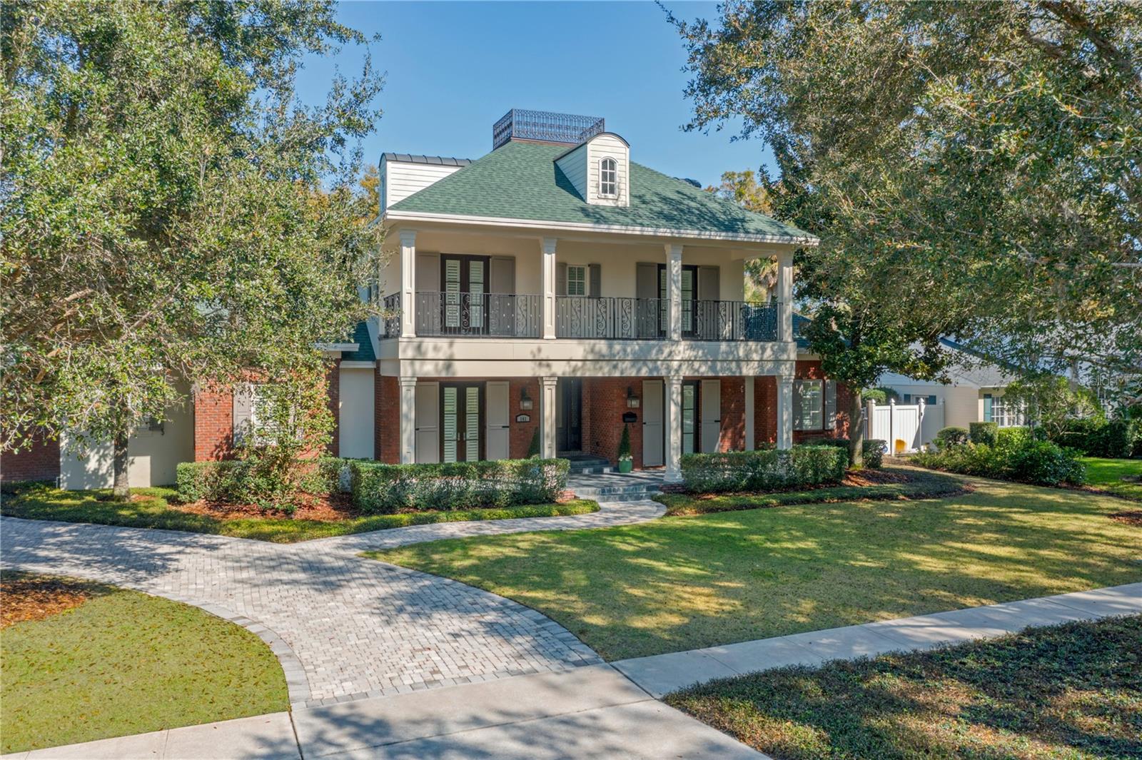 CHARMONT - Residential