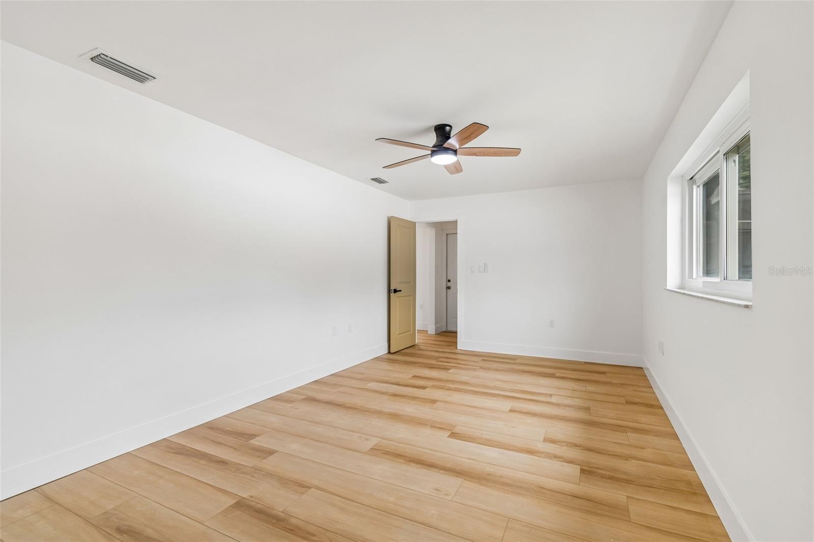 DOVE HOLLOW-UNIT I - Residential
