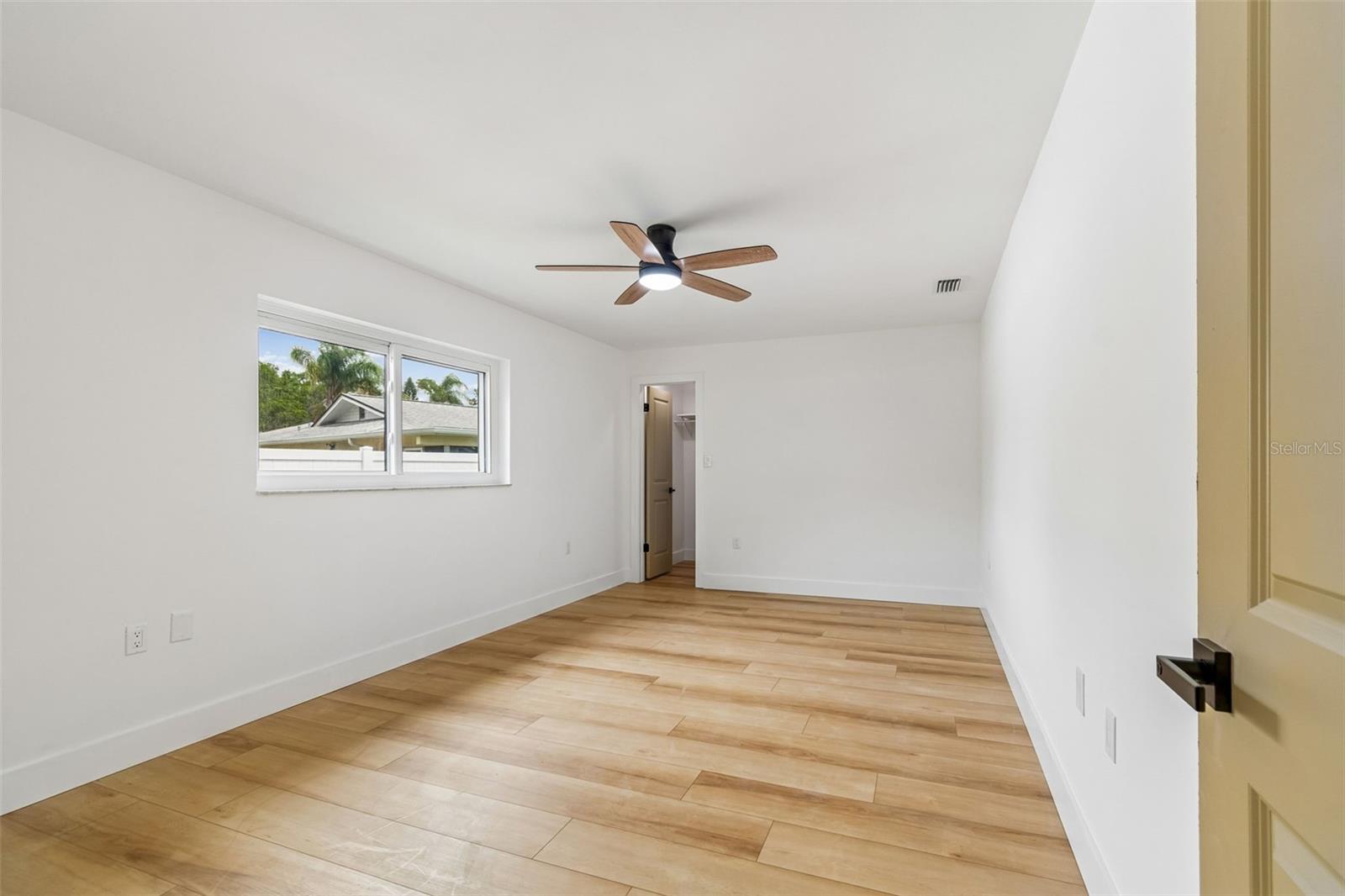 DOVE HOLLOW-UNIT I - Residential