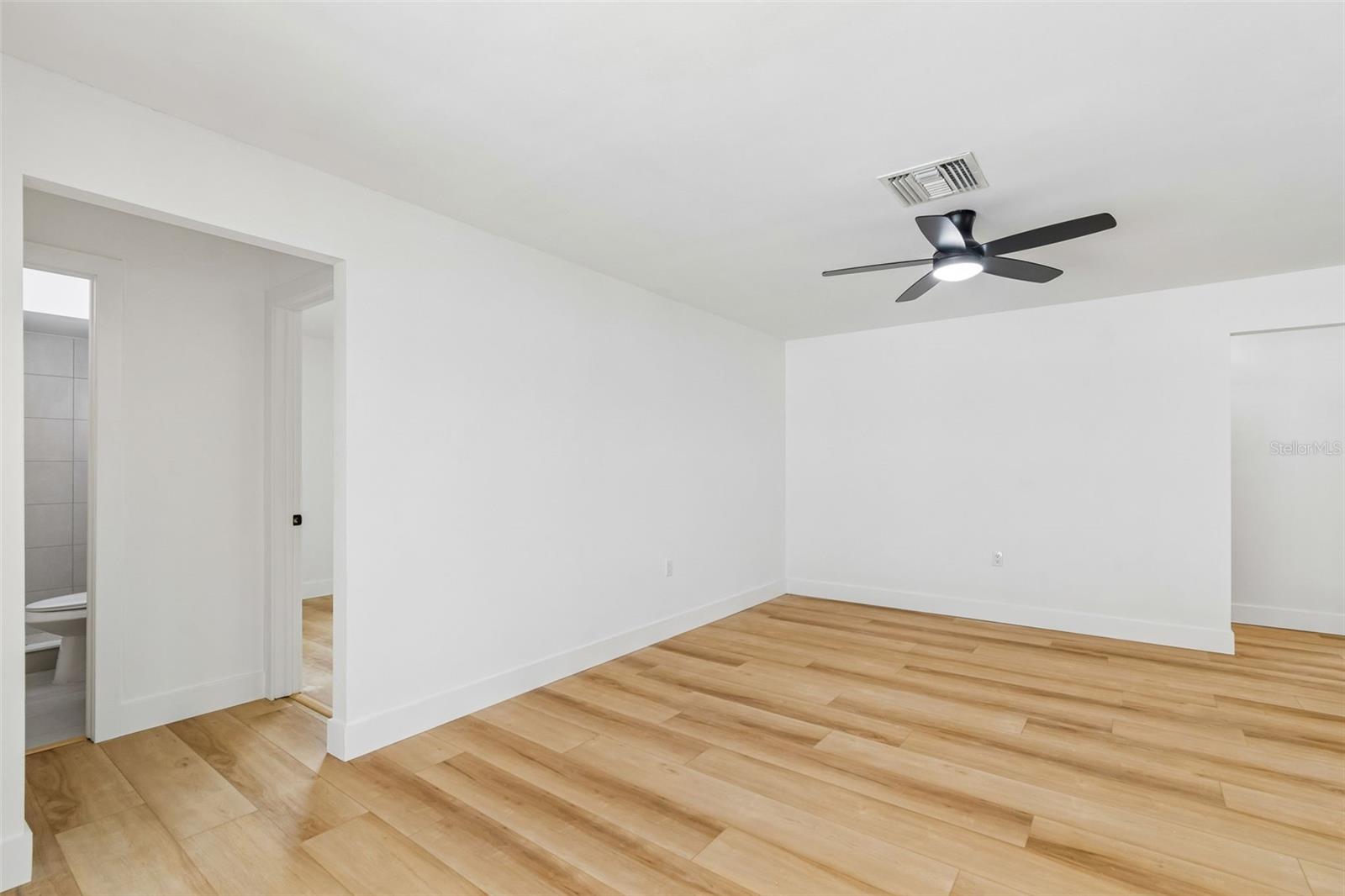 DOVE HOLLOW-UNIT I - Residential