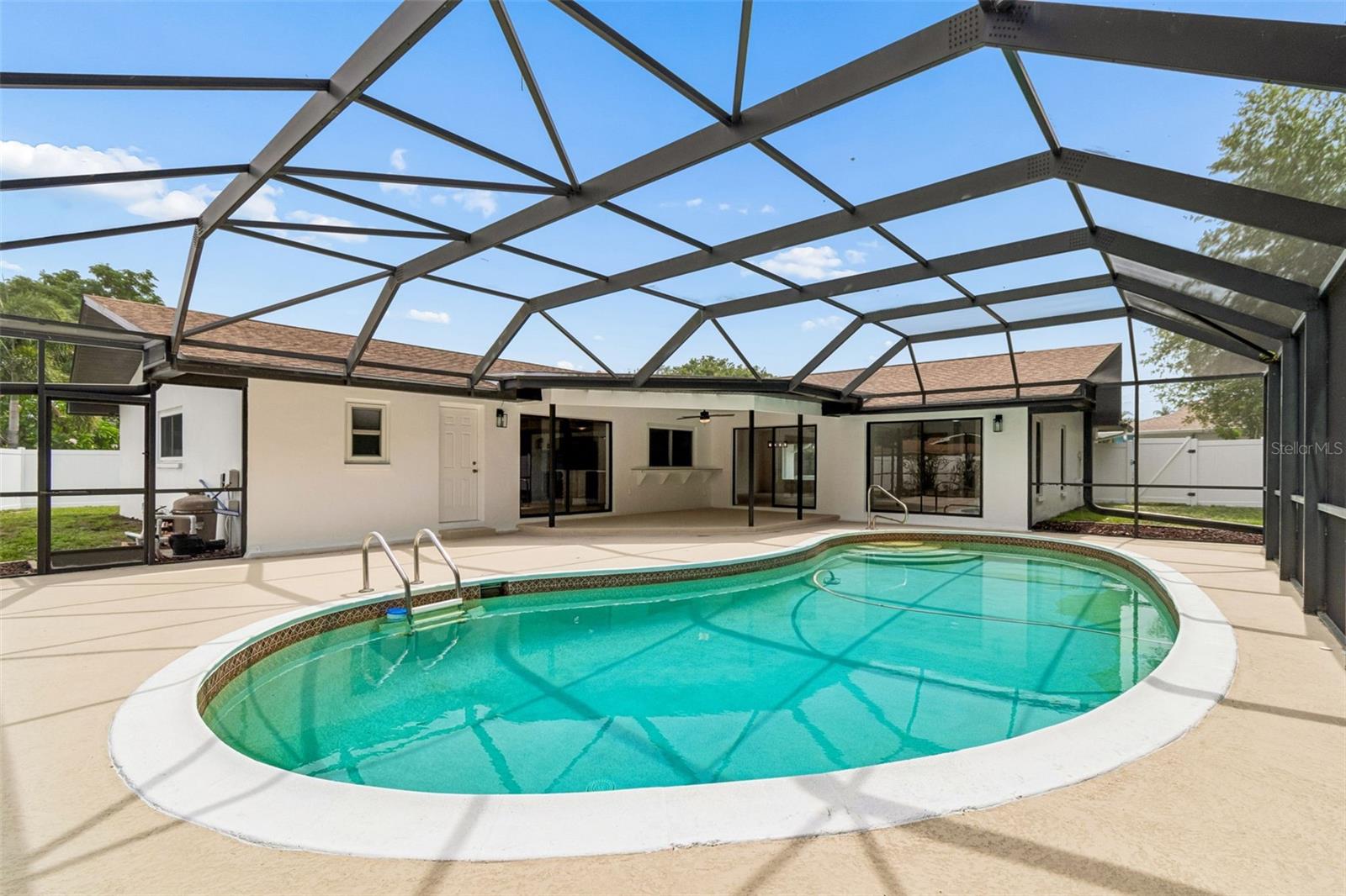 DOVE HOLLOW-UNIT I - Residential