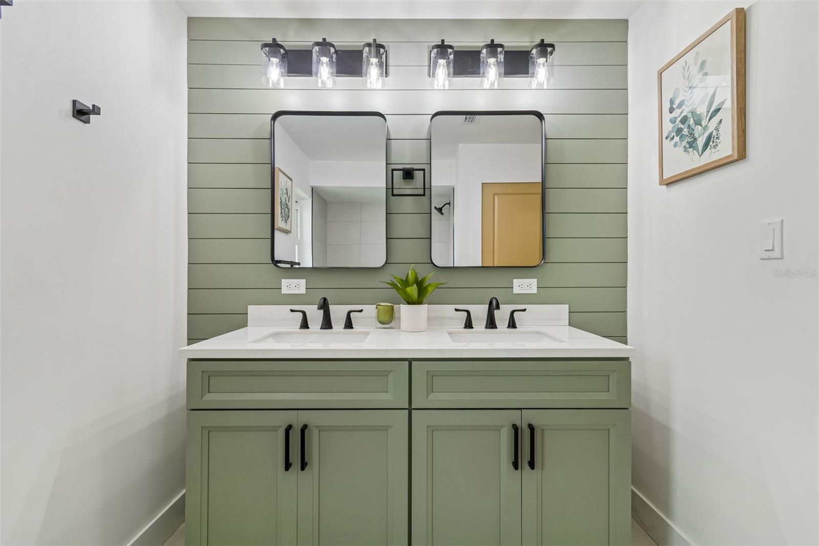 DOVE HOLLOW-UNIT I - Residential