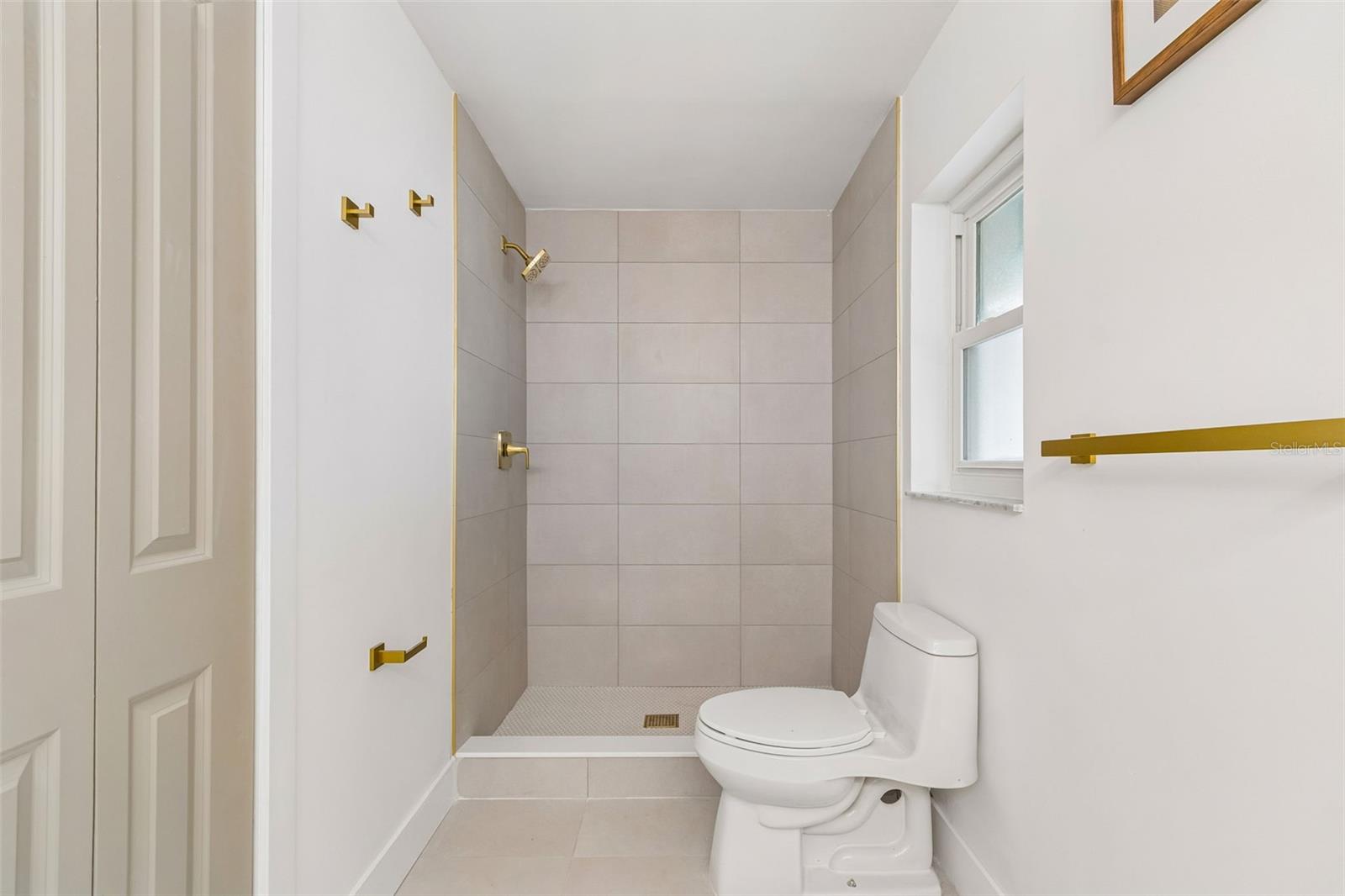 DOVE HOLLOW-UNIT I - Residential