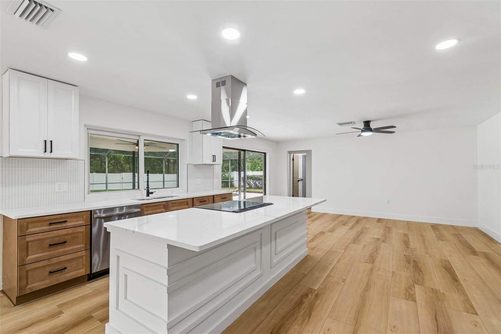 DOVE HOLLOW-UNIT I - Residential