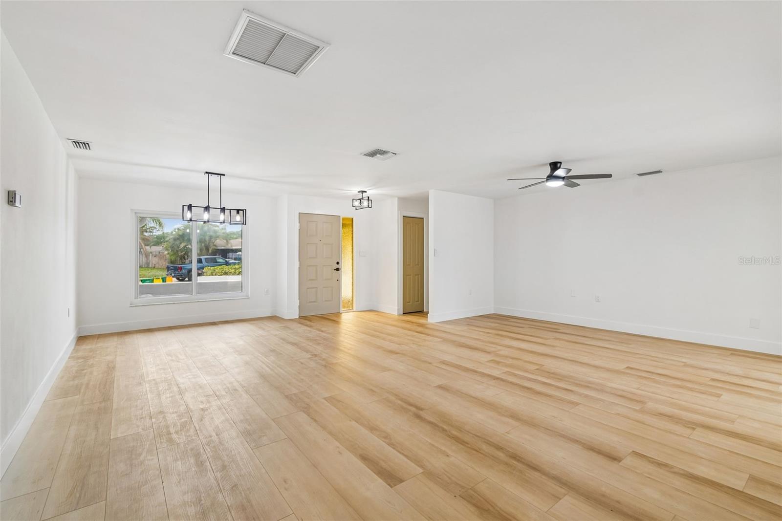 DOVE HOLLOW-UNIT I - Residential