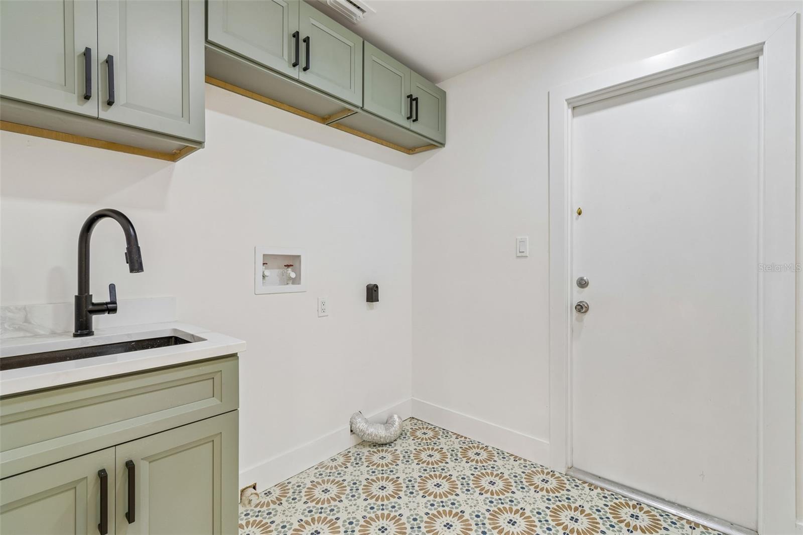 DOVE HOLLOW-UNIT I - Residential