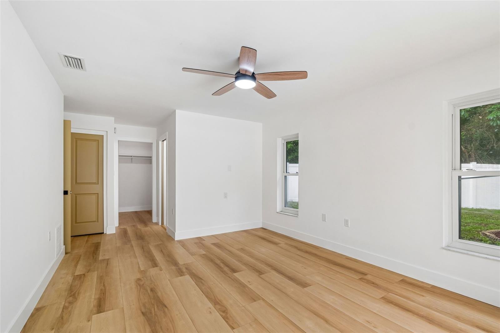 DOVE HOLLOW-UNIT I - Residential