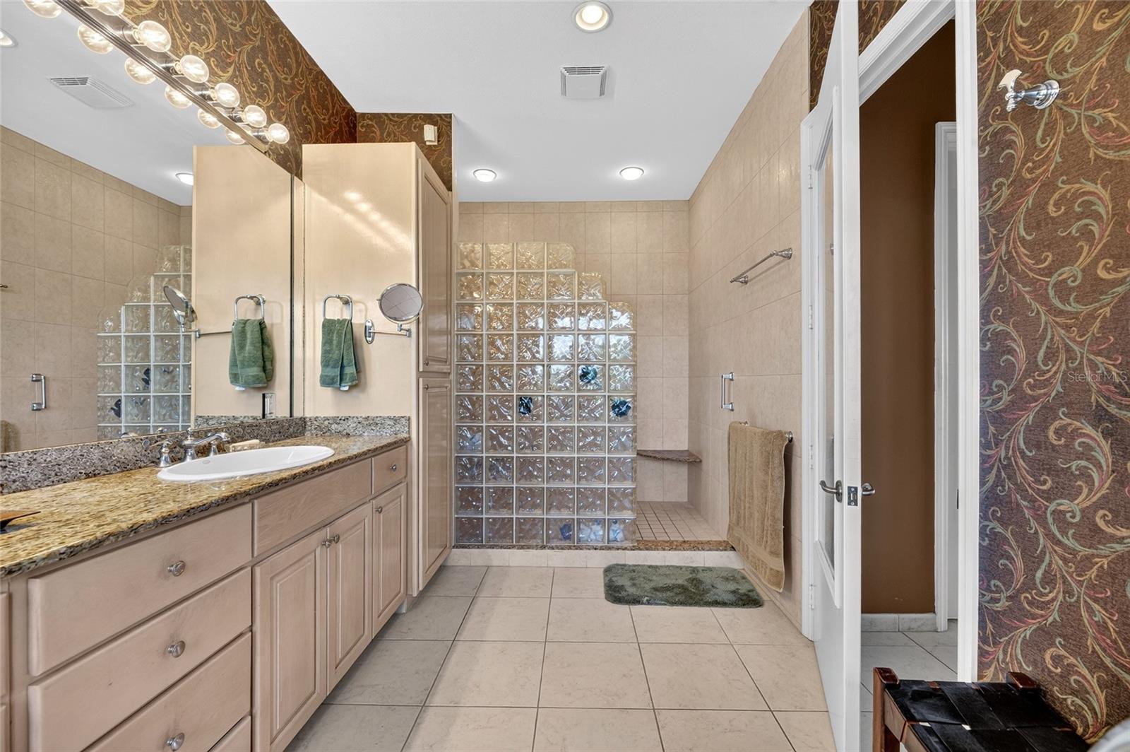 SYMPHONY ISLES UNIT TWO - Residential