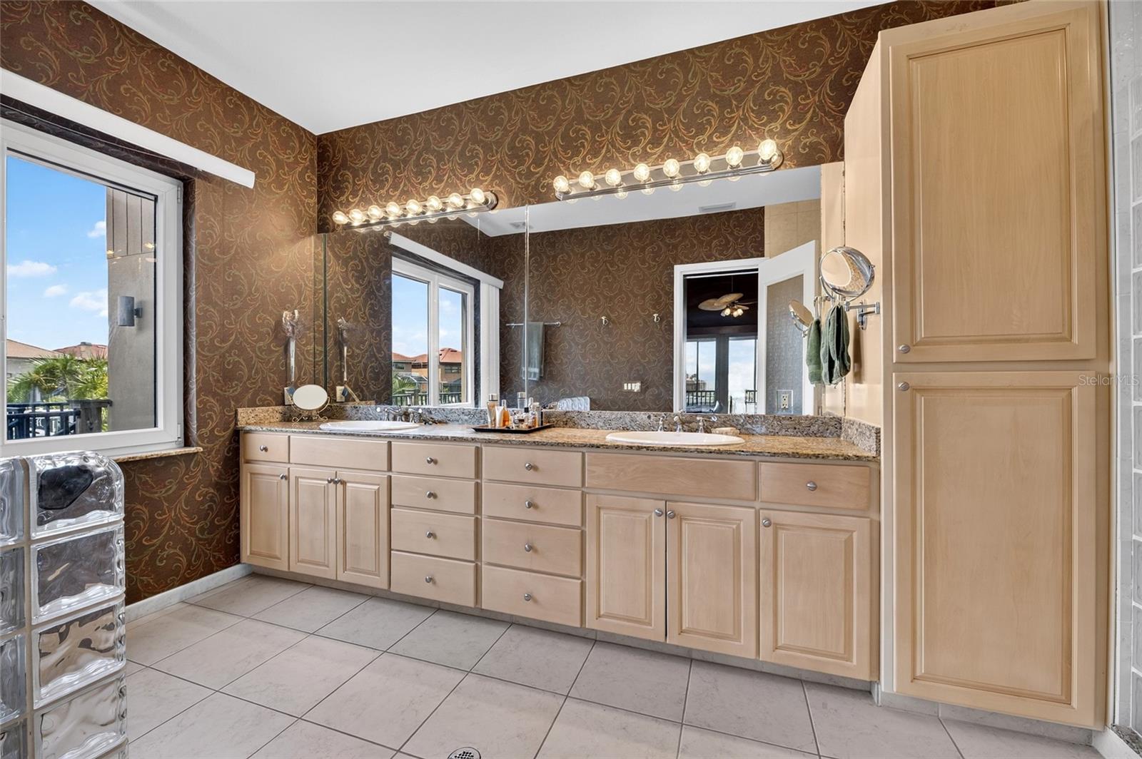 SYMPHONY ISLES UNIT TWO - Residential