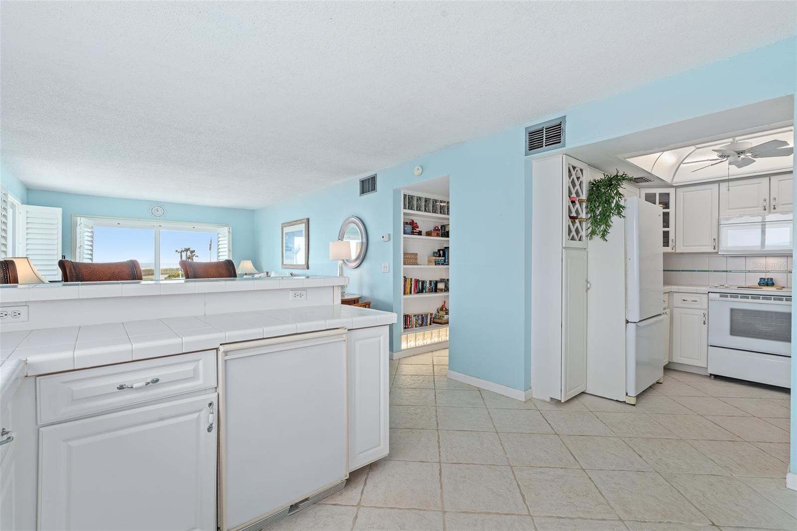 OCEAN BREEZE CONDO CLUB II - Residential
