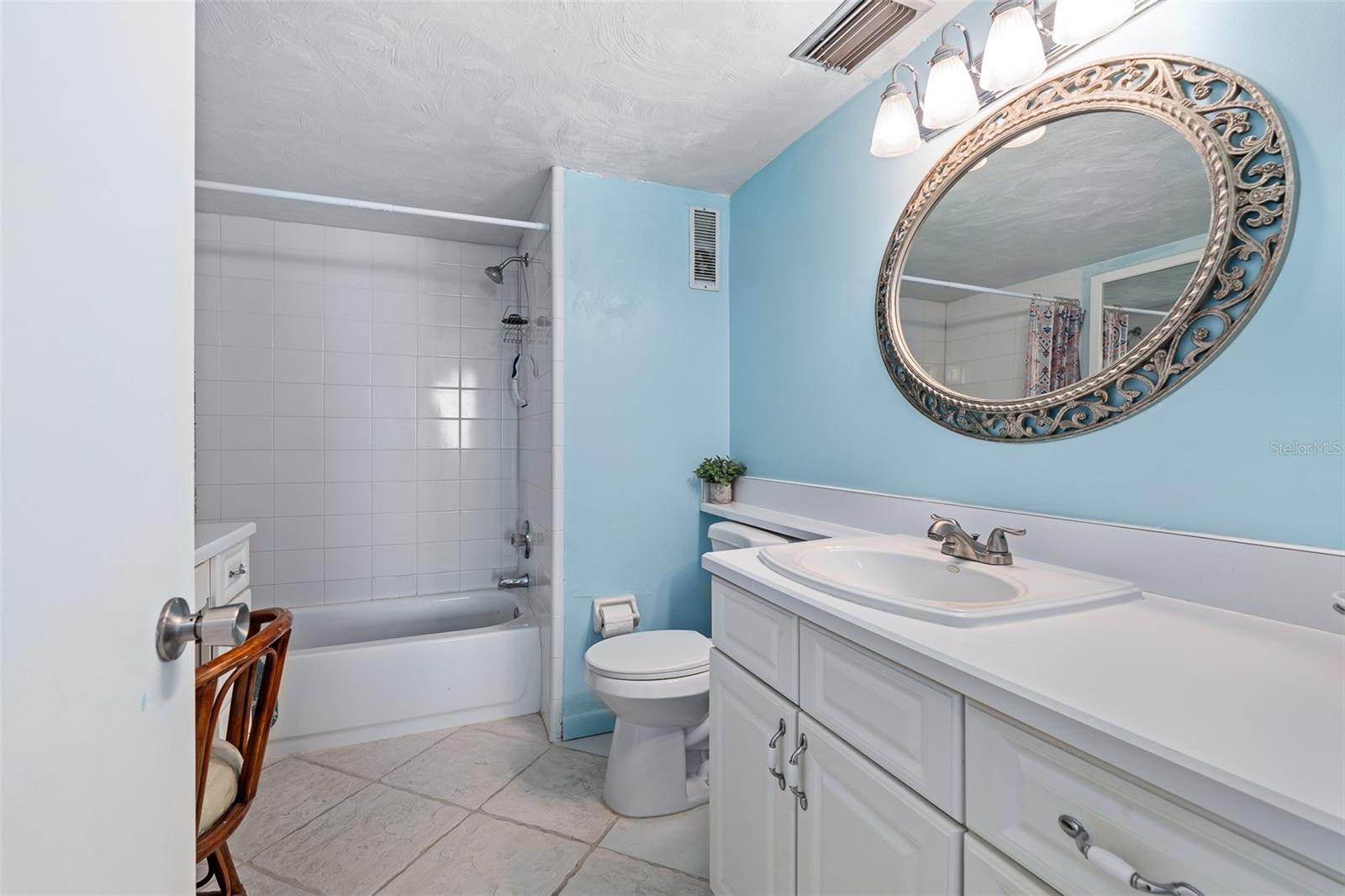 OCEAN BREEZE CONDO CLUB II - Residential