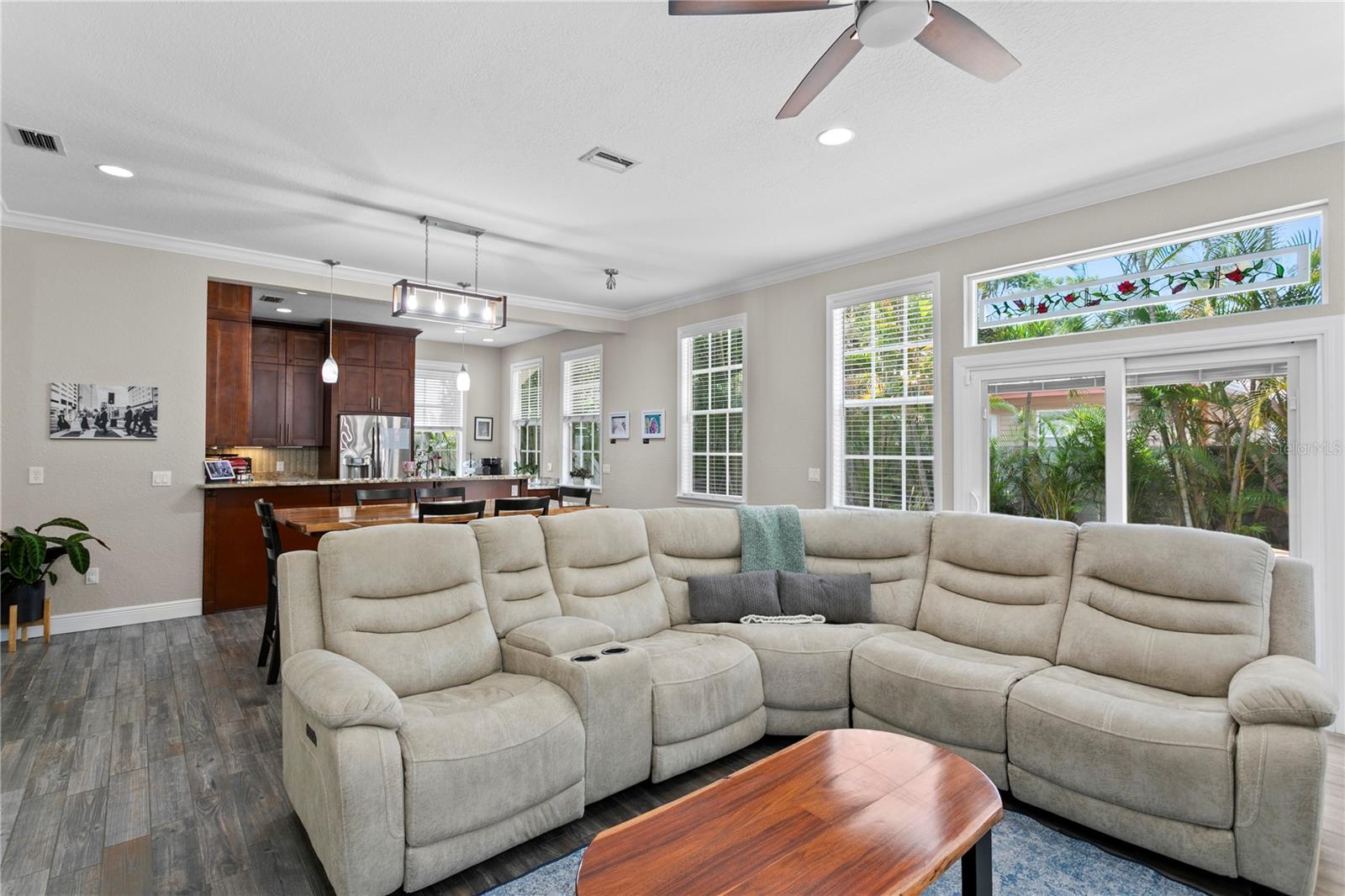 OAKELLARS - Residential