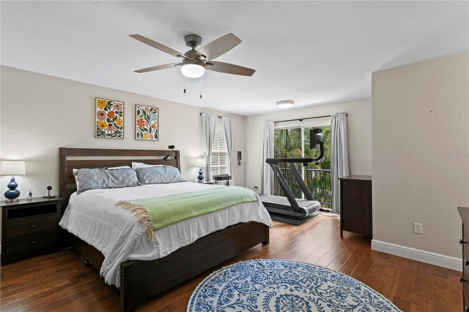 OAKELLARS - Residential