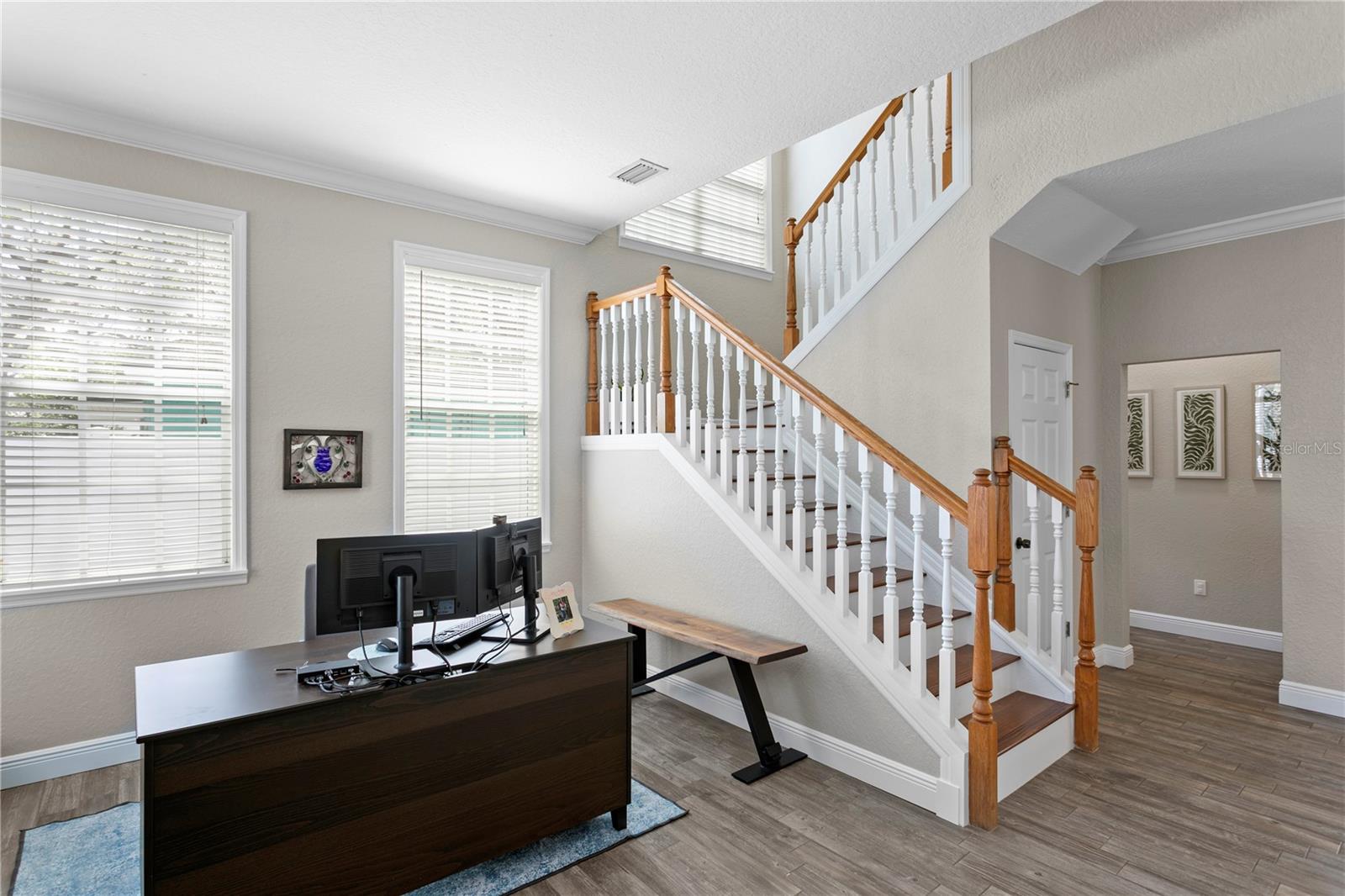 OAKELLARS - Residential