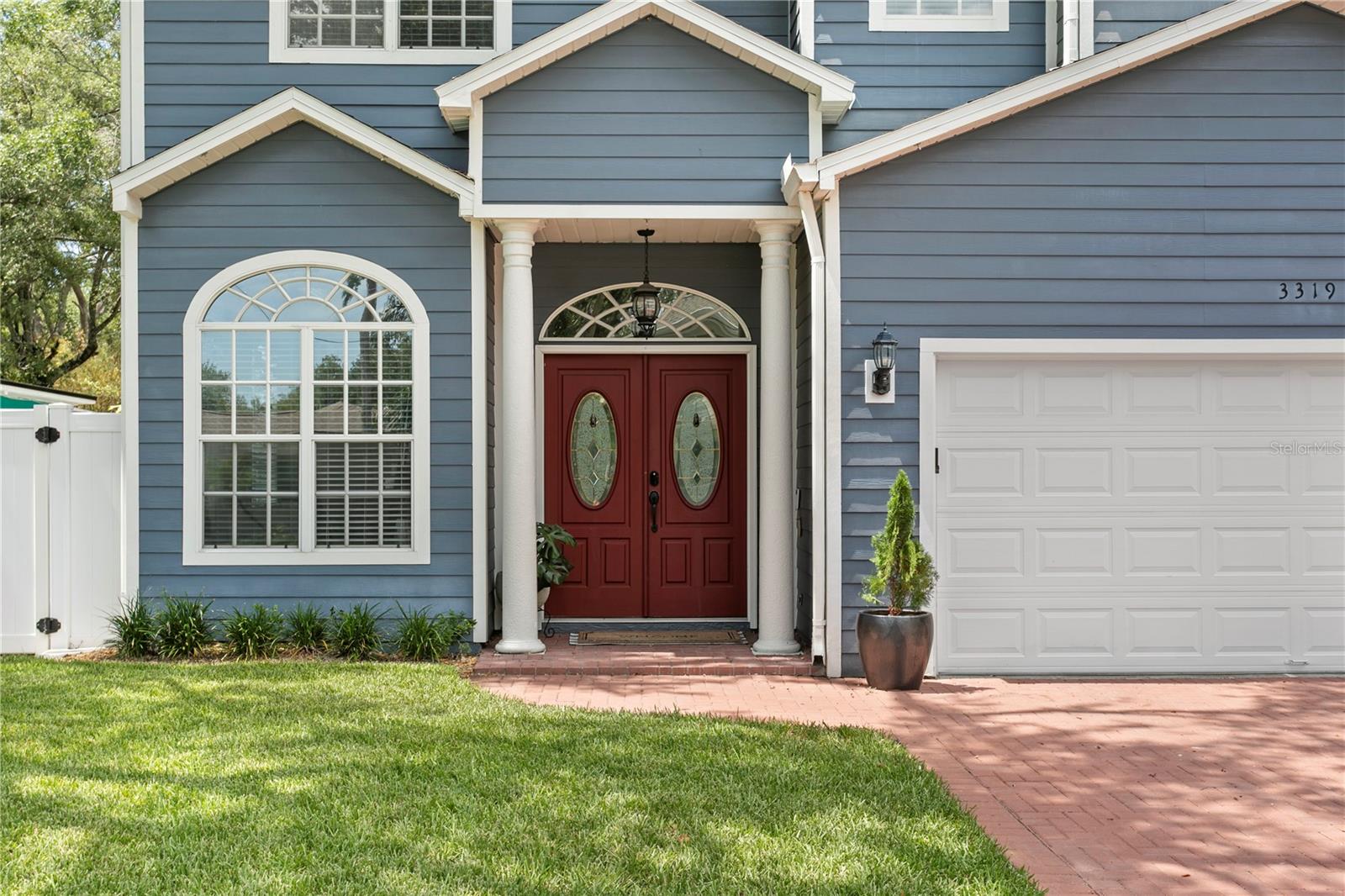 OAKELLARS - Residential