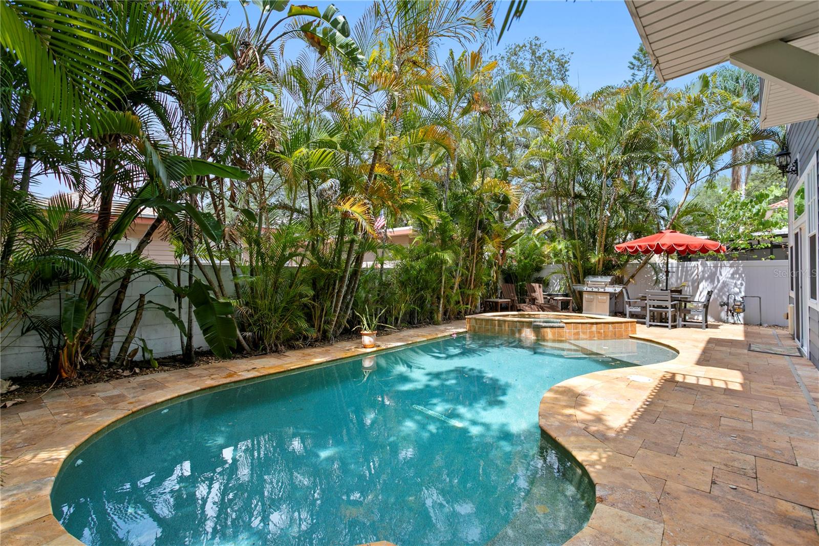 OAKELLARS - Residential