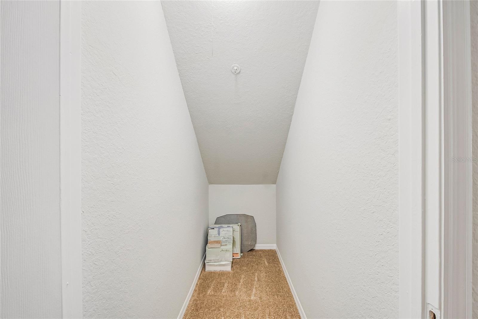 AZUR/METROWEST - Residential