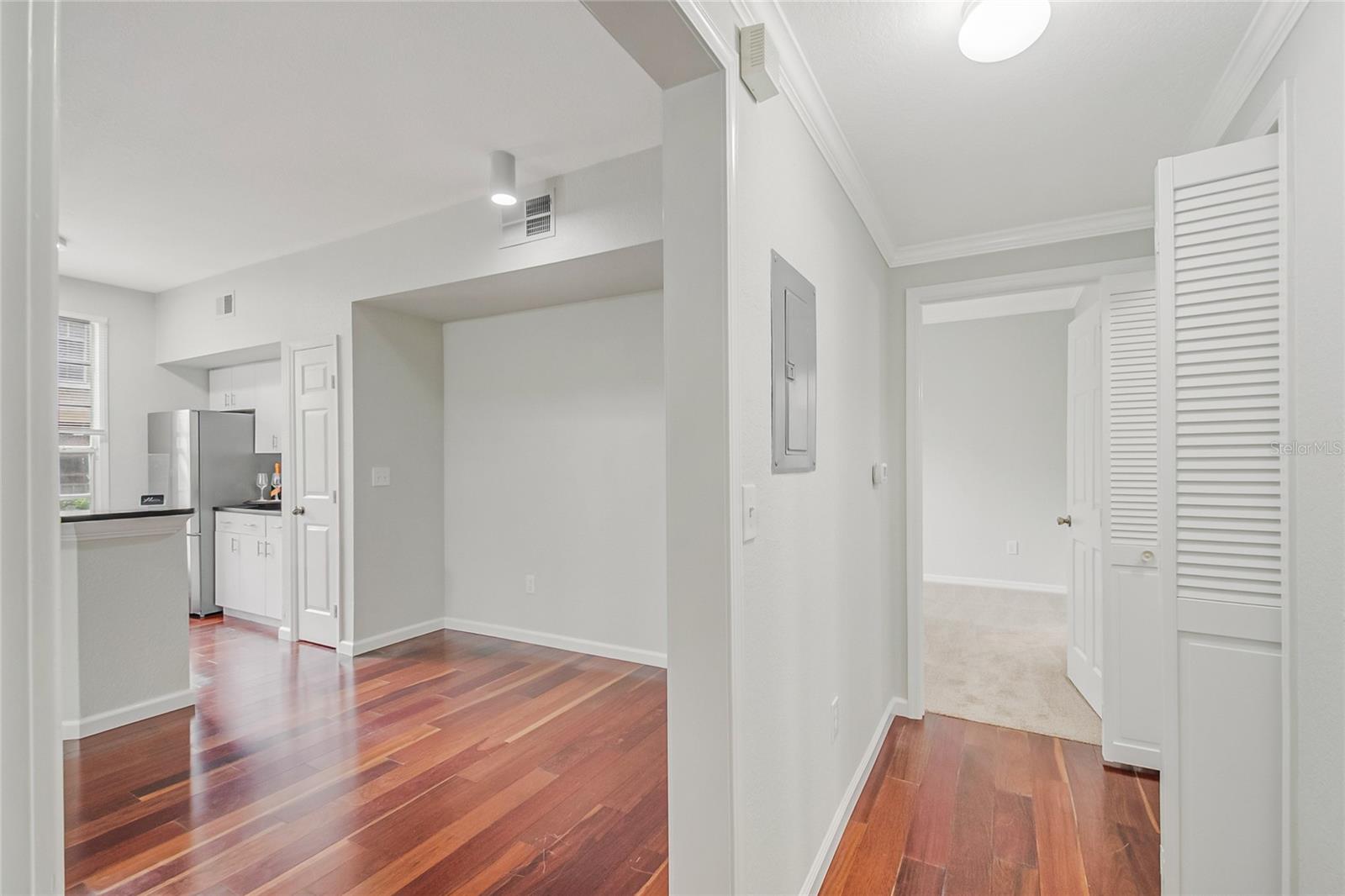 AZUR/METROWEST - Residential