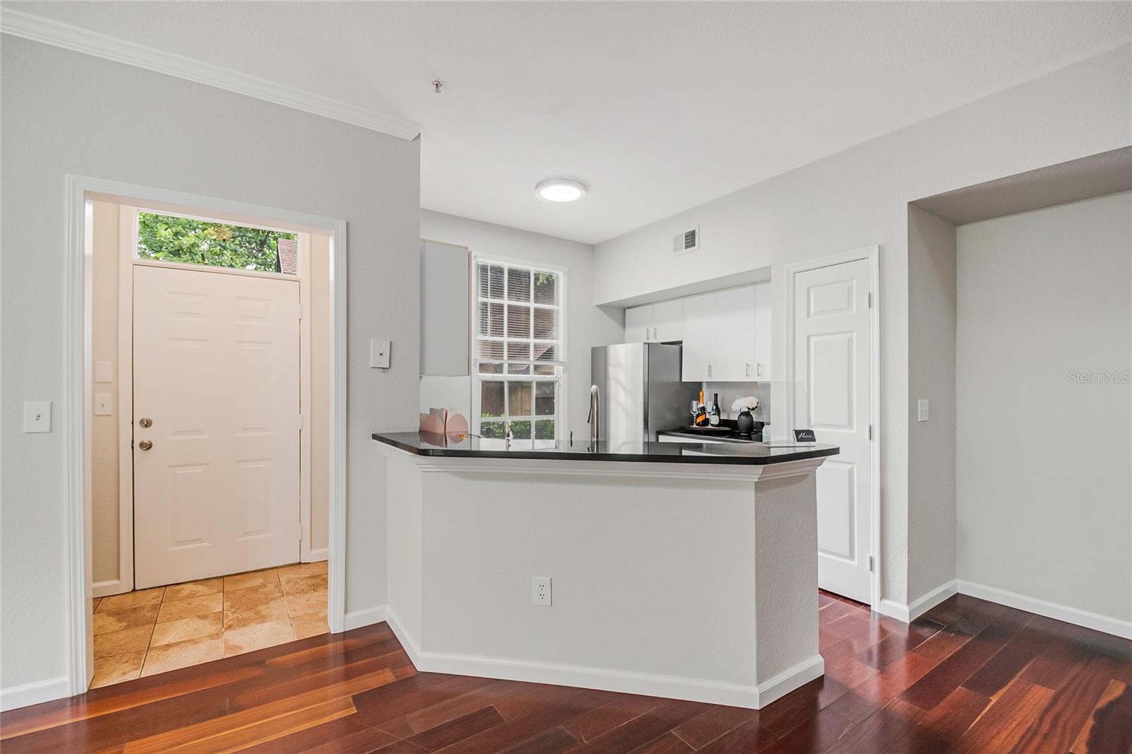 AZUR/METROWEST - Residential