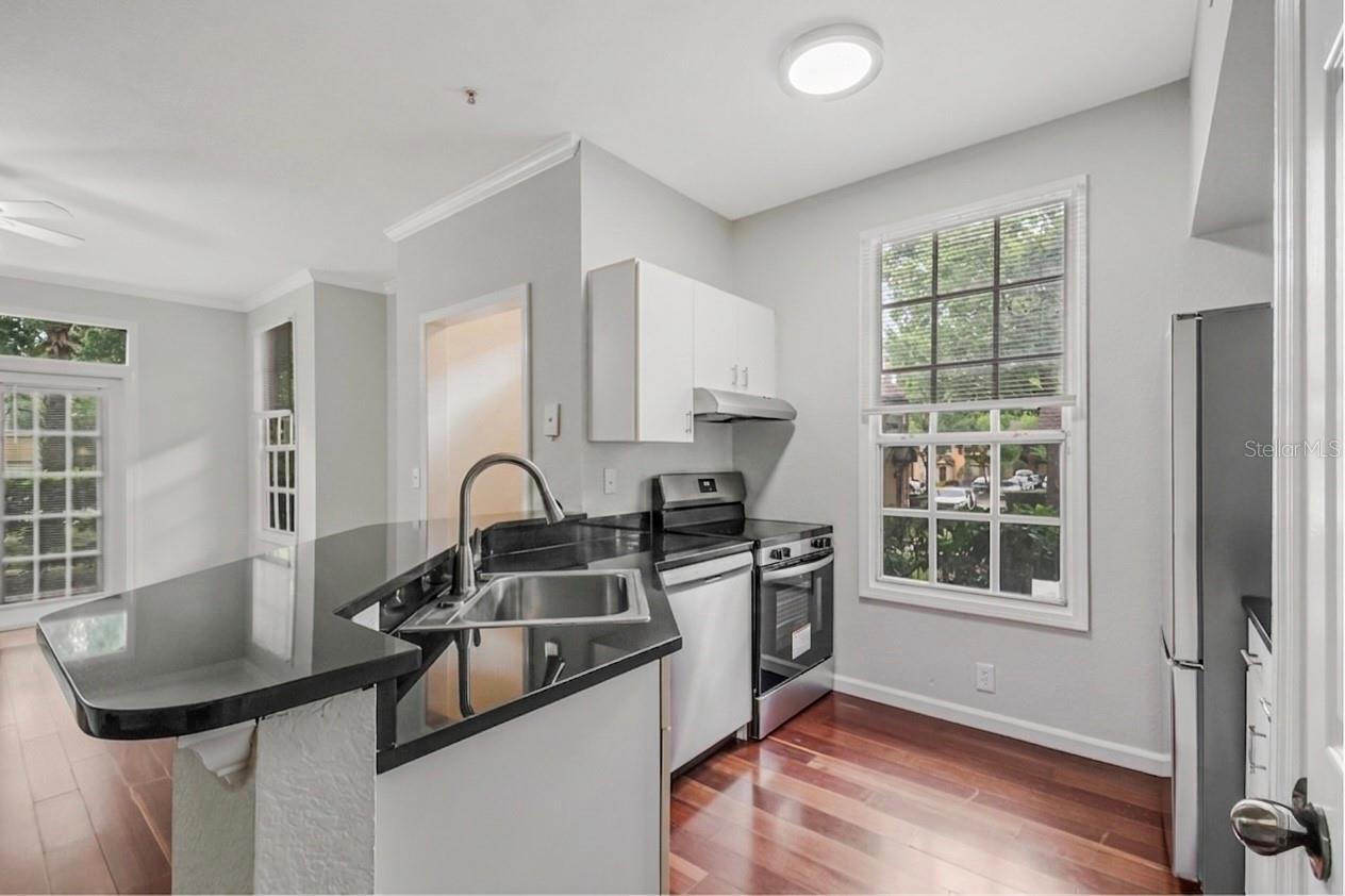 AZUR/METROWEST - Residential