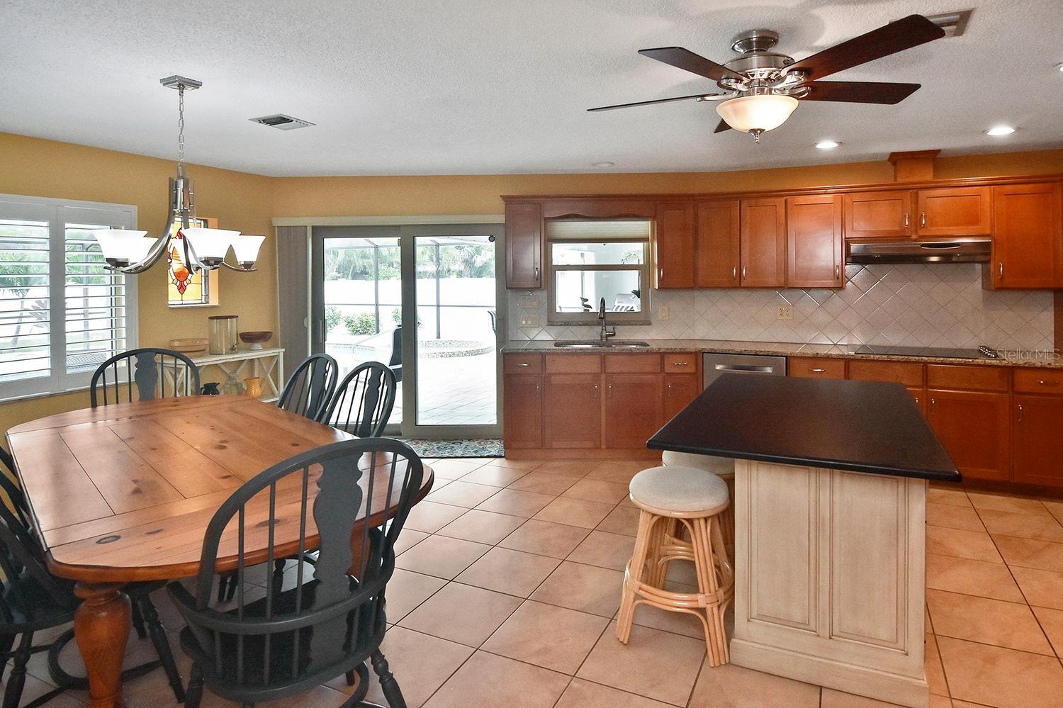 GOLDEN BEACH SUB - Residential