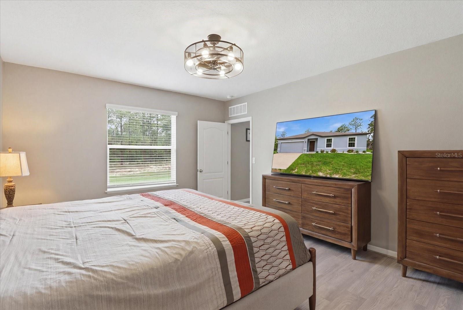 ROYAL HIGHLANDS - Residential