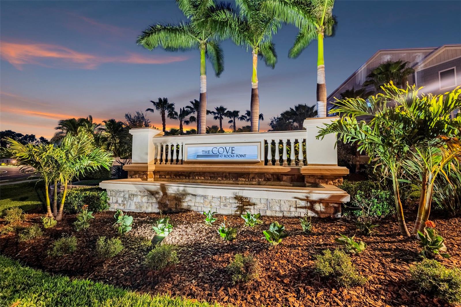 COVE/ROCKY POINT - Residential