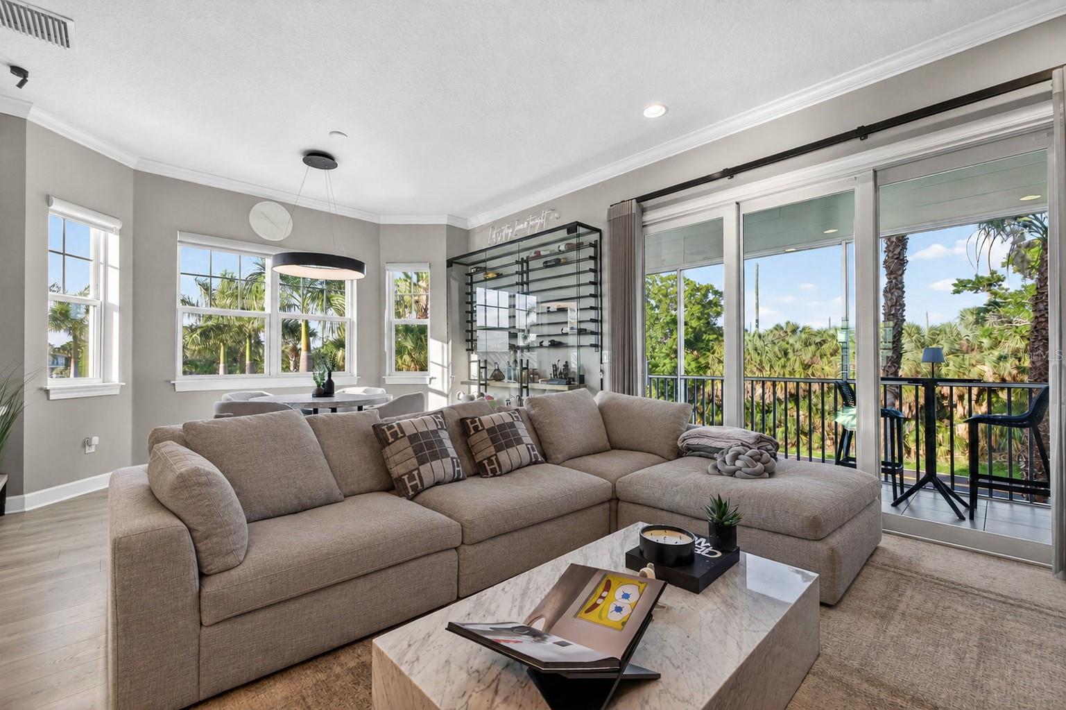 COVE/ROCKY POINT - Residential