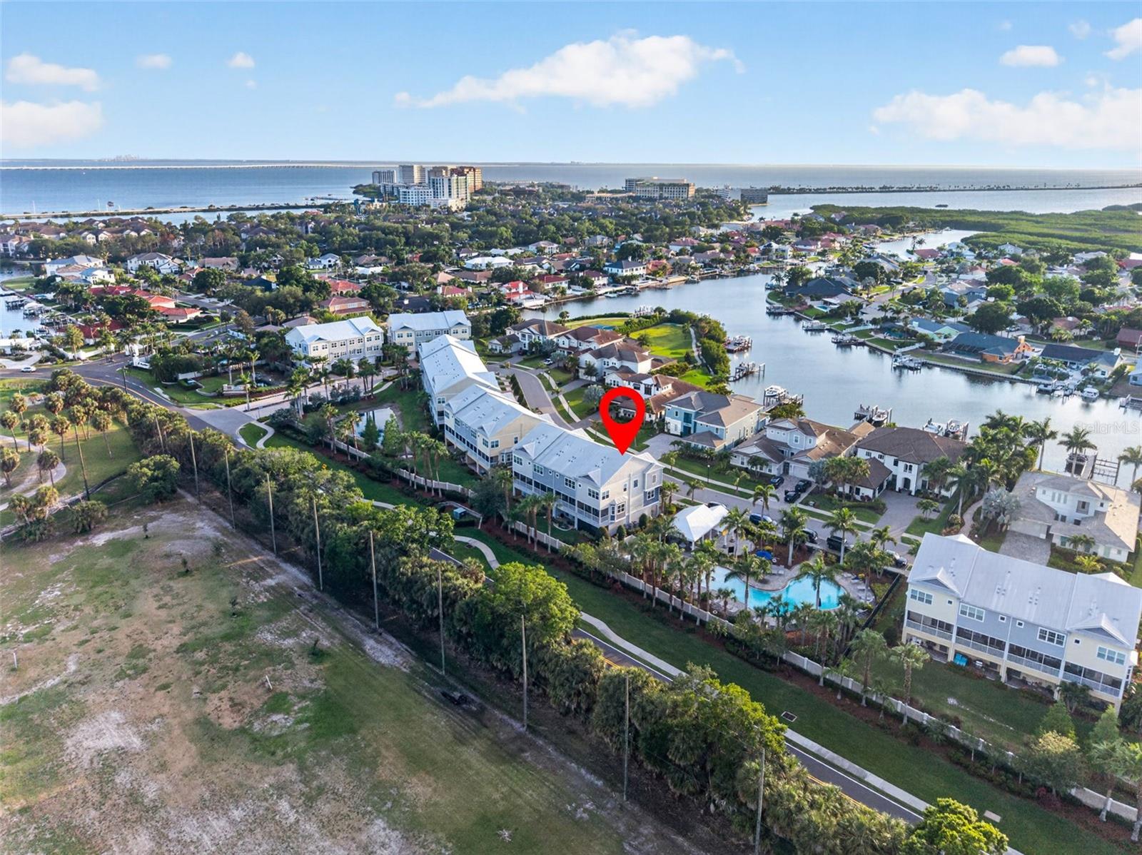 COVE/ROCKY POINT - Residential