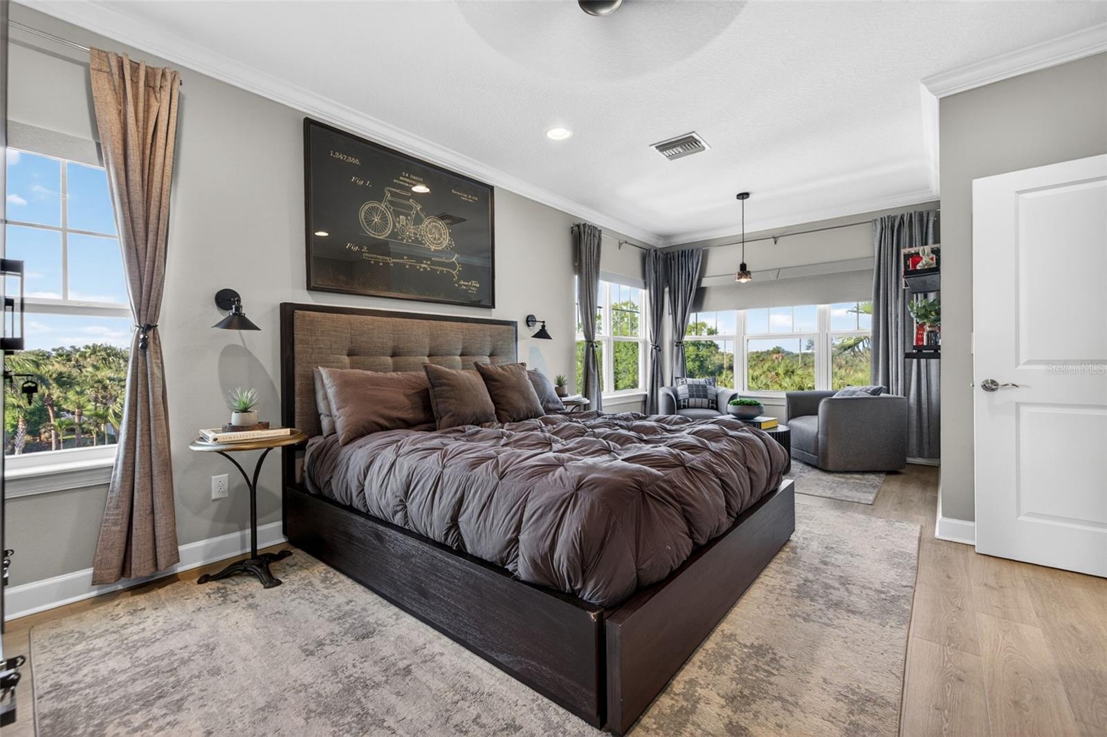 COVE/ROCKY POINT - Residential