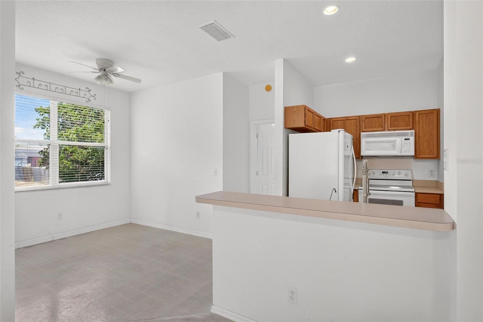 WEKIVA CLUB - Residential