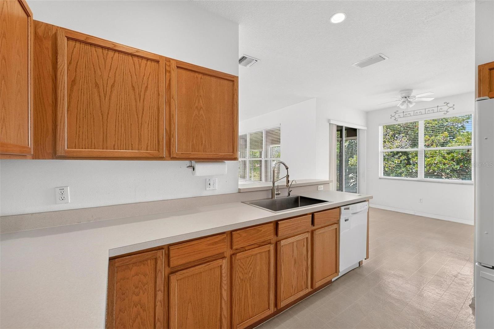 WEKIVA CLUB - Residential