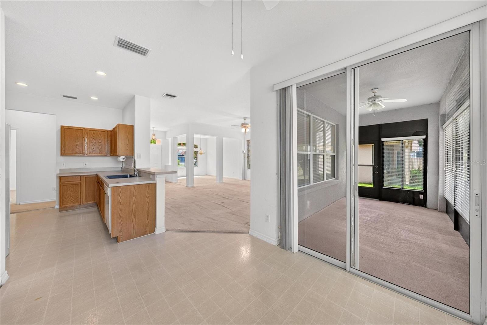 WEKIVA CLUB - Residential