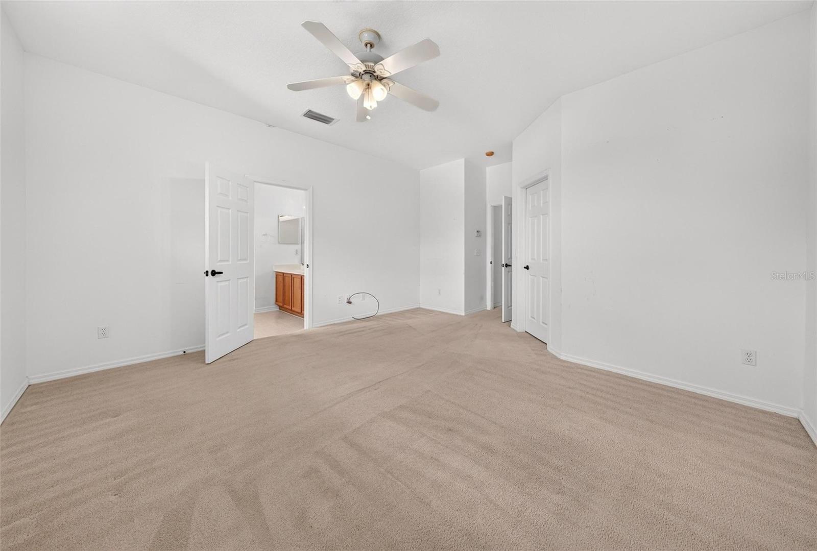 WEKIVA CLUB - Residential