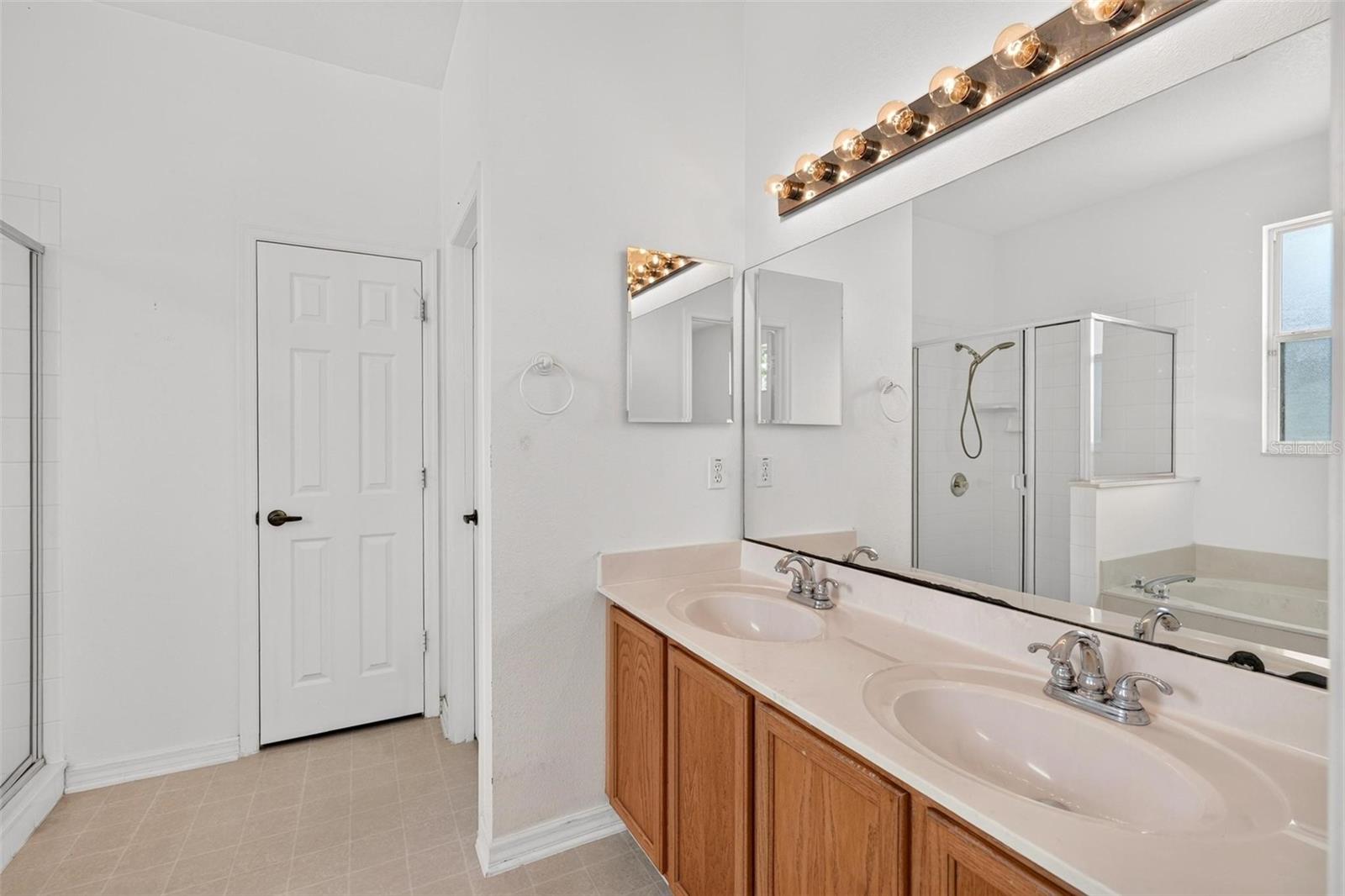 WEKIVA CLUB - Residential