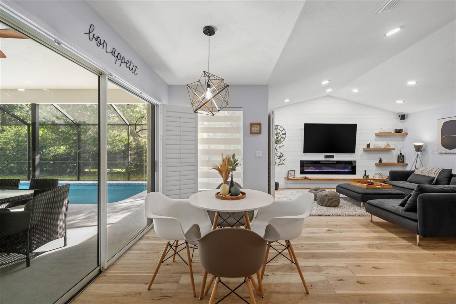 BENT TREE VILLAGE - Residential