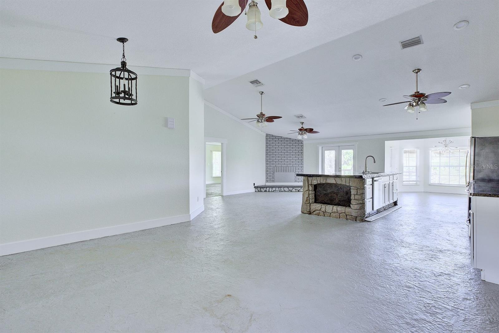 PLACID LAKES SEC 11 REP - Residential